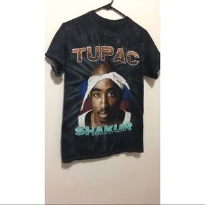 urban outfitters tupac tee